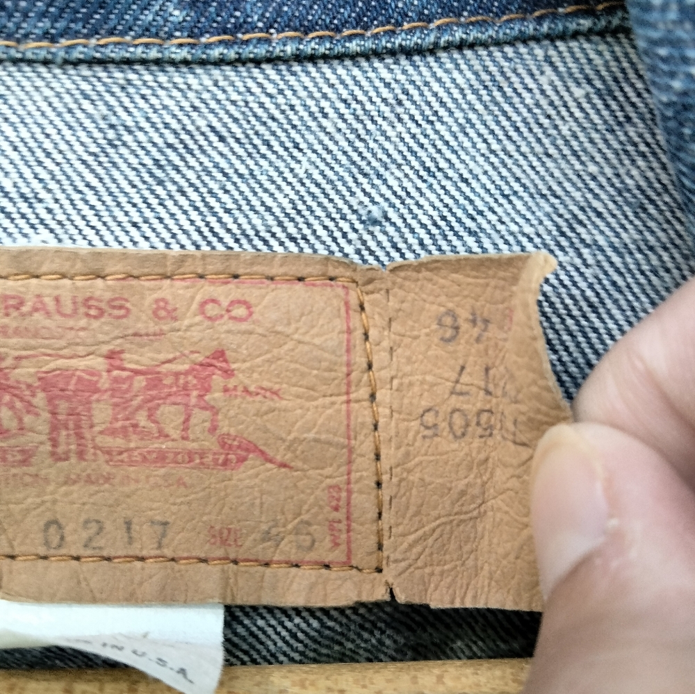 Men's Vintage Levi's Trucker Jacket in size 46 - Picture 4 of 4